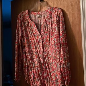 Old Navy Blouse Size Large with tags Never Worn